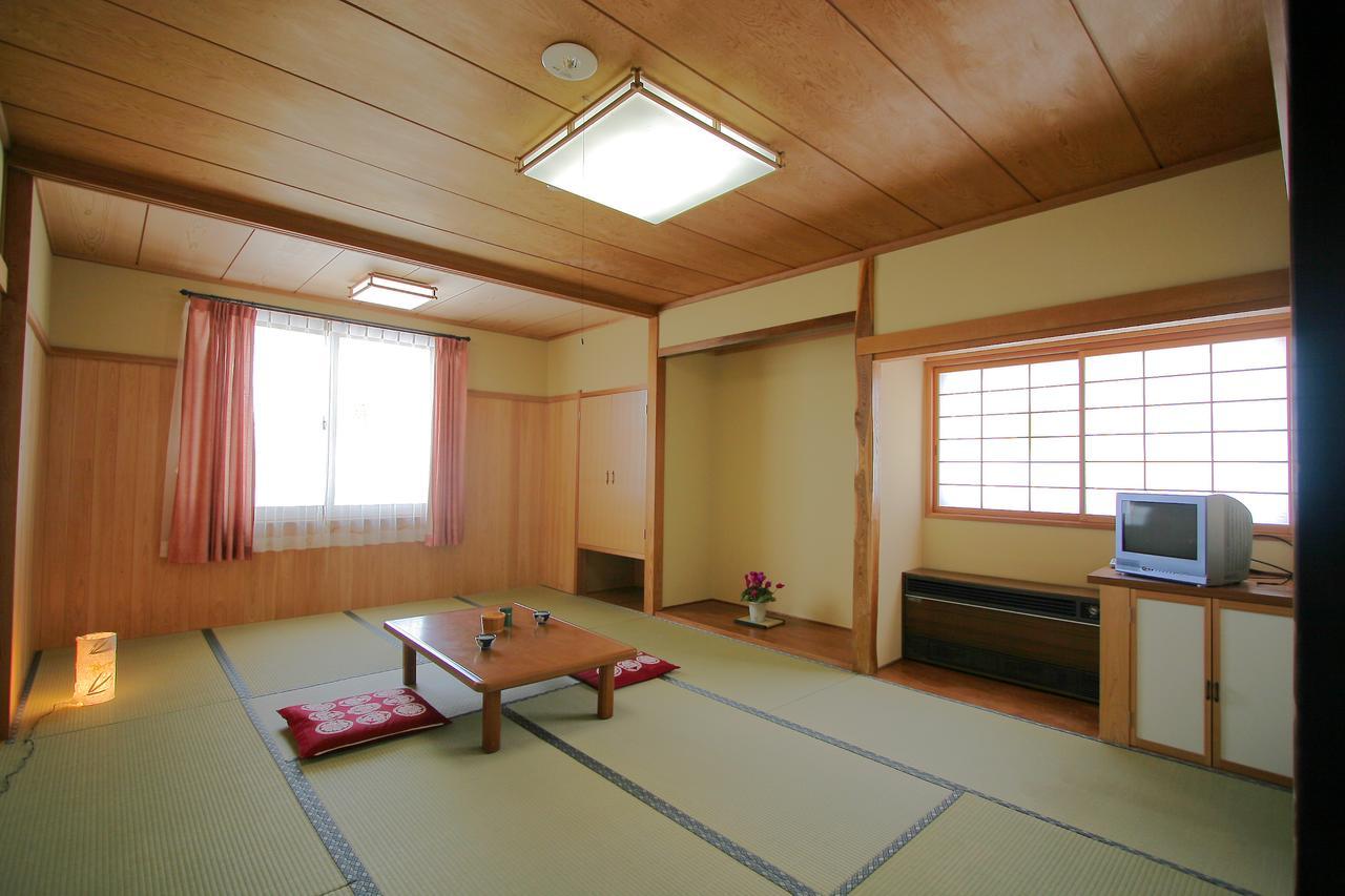 Hotel Araragi Yamanouchi (Nagano) Bagian luar foto